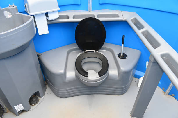Best Porta potty rental near me  in Pineville, NC